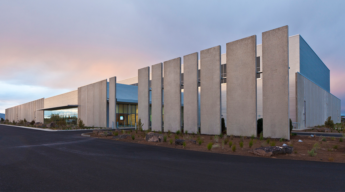 The 6 Largest Data Centers in the World picture: C